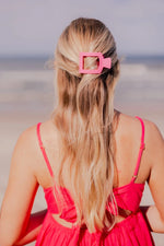 PARADISE PINK SMALL FLAT SQUAR HAIR CLIP